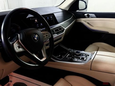 Used 2022 BMW X7 xDrive40i w/ Premium Package AWD/4WD image 47