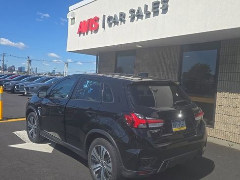 Used 2025 Mitsubishi Outlander Sport SE AWD/4WD image 6