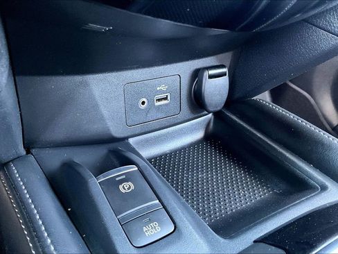 Used 2019 Nissan Rogue SL w/ Premium Package image 15