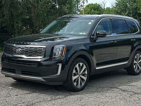 Used 2021 Kia Telluride EX w/ EX Premium Package FWD image 2
