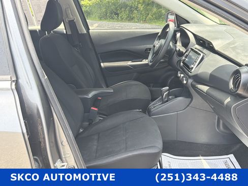 Used 2023 Nissan Kicks S FWD image 13
