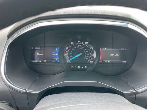 Used 2020 Ford Edge Titanium AWD/4WD image 9