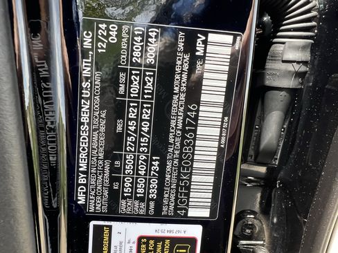 Certified 2025 Mercedes-Benz GLS 450 4MATIC image 37