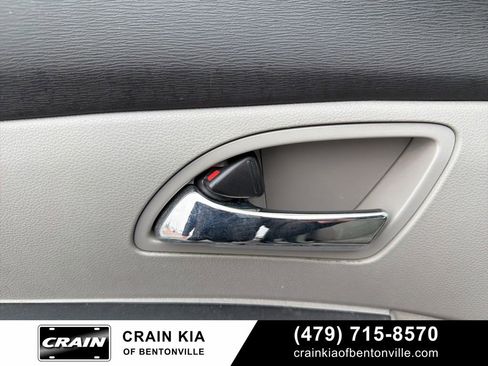 Used 2016 Honda Odyssey LX image 13