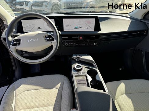 Certified 2024 Kia EV6 Wind image 14