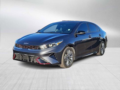 Used 2023 Kia Forte GT-Line w/ GT-Line Premium Package image 4