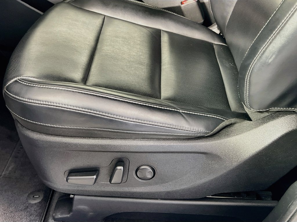 Certified 2024 Kia Telluride S w/ S Sunroof Package AWD/4WD image 20