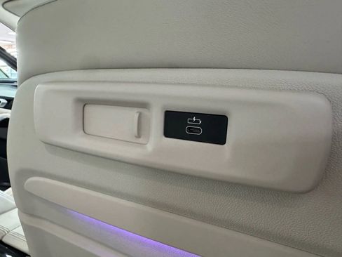 Used 2019 BMW X7 xDrive40i w/ Premium Package image 20