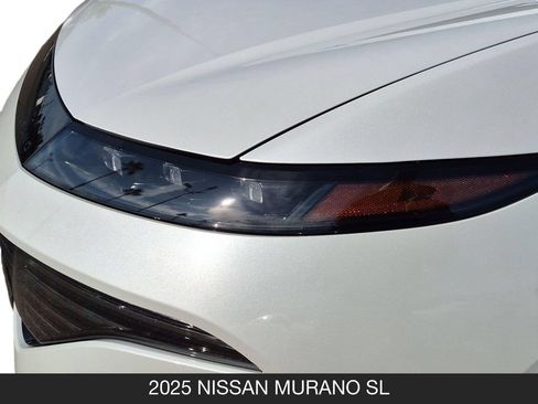 Certified 2025 Nissan Murano SL AWD/4WD image 10