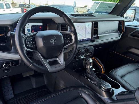 Certified 2023 Ford Bronco Badlands AWD/4WD image 28
