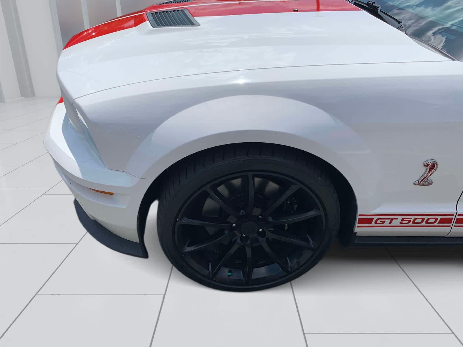 Used 2008 Ford Mustang Shelby GT500 RWD image 5