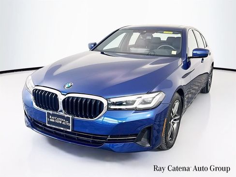 Certified 2023 BMW 530i xDrive w/ Convenience Package AWD/4WD image 3