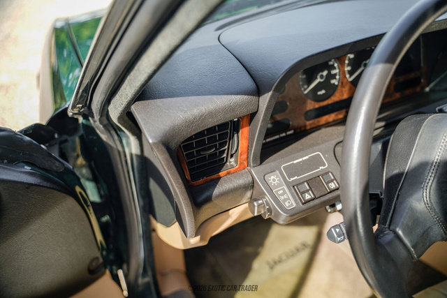 Used 1988 Jaguar XJ6 RWD image 59