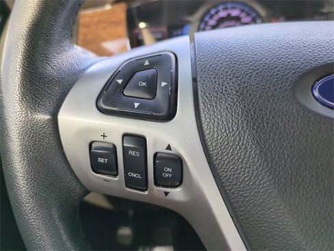 Used 2019 Ford Taurus Limited image 28