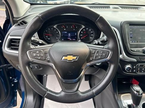 Used 2021 Chevrolet Equinox LT FWD image 12