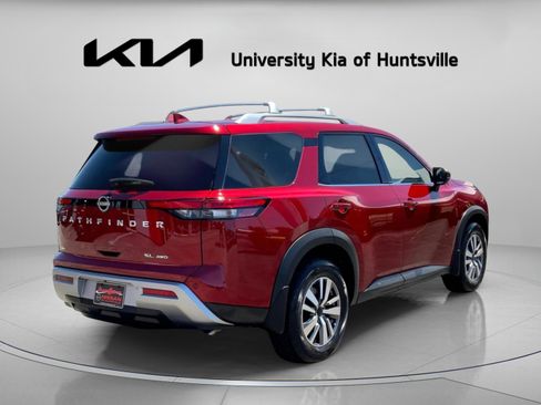 Used 2023 Nissan Pathfinder SL image 6