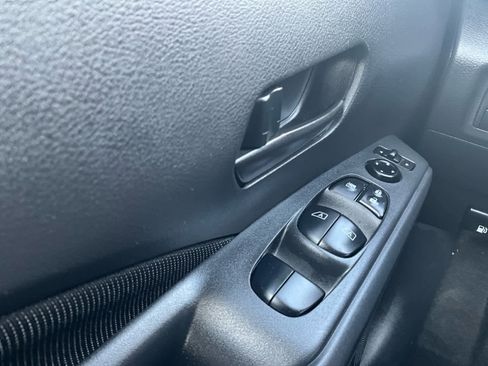 Used 2025 Nissan Kicks Play S FWD image 19