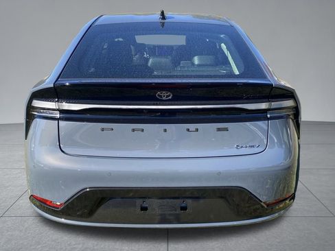 New 2026 Toyota Prius Plug-In Hybrid image 11