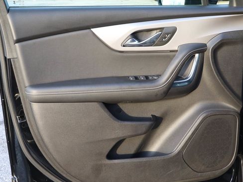 Used 2025 Chevrolet Blazer LT image 13