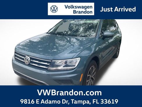Used 2019 Volkswagen Tiguan SE w/ Panoramic Sunroof Package image 1