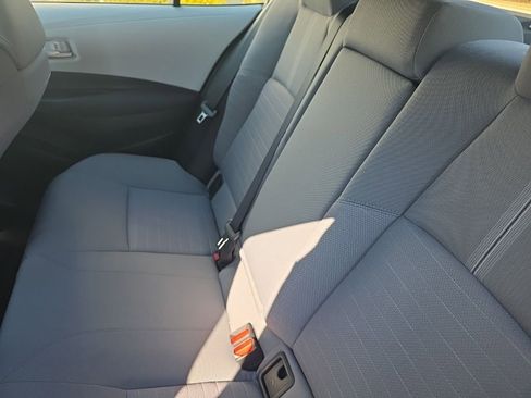 Used 2026 Toyota Corolla SE w/ SE Premium Package image 16