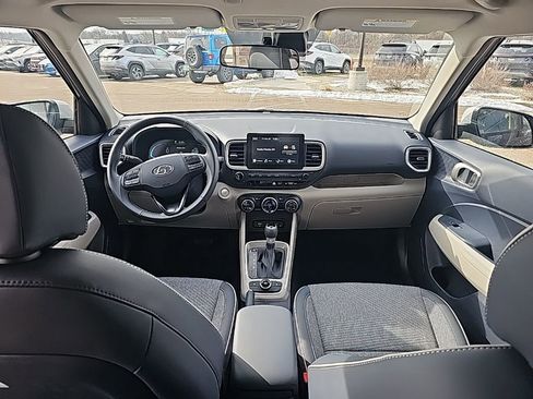 New 2026 Hyundai Venue SEL FWD image 31