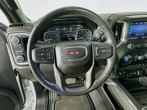 Used 2022 GMC Sierra 2500 AT4 AWD/4WD image 12