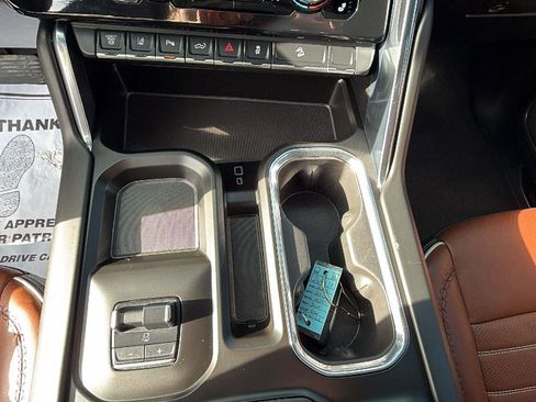 Used 2024 GMC Sierra 2500 Denali Ultimate w/ Snow Plow Prep/Camper Package image 13