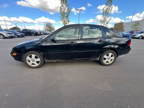 Used 2006 Ford Focus ZX4 Sedan FWD image 8