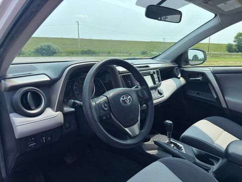 Used 2014 Toyota RAV4 XLE AWD/4WD image 19
