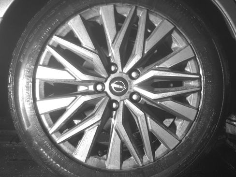 Used 2025 Nissan Altima 2.5 SV image 15