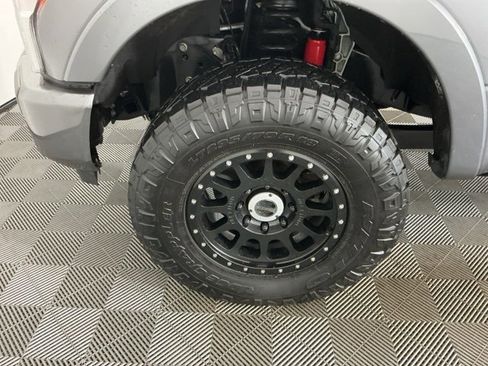 Used 2021 Ford F250 Platinum w/ Tremor Off-Road Package image 35