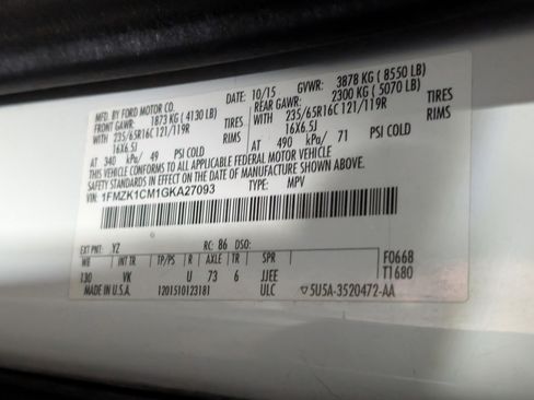 Used 2016 Ford Transit 150 XL image 2