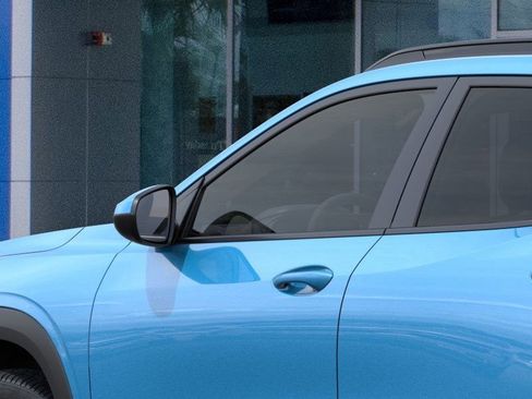 New 2026 Chevrolet Trax LT image 12