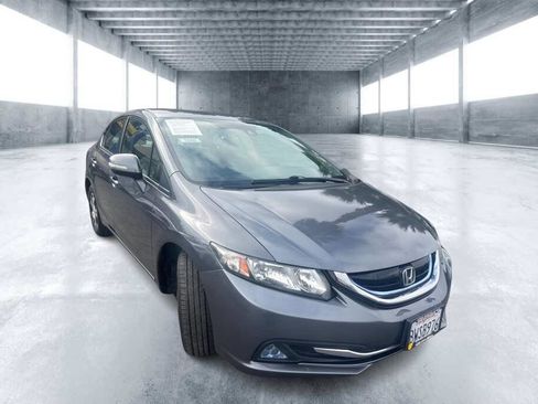 Used 2013 Honda Civic Hybrid Sedan image 3