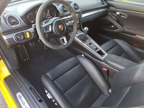 Certified 2022 Porsche 718 Boxster GTS image 4