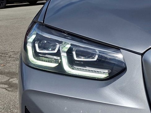 Certified 2023 BMW X3 xDrive30i w/ Premium Package image 9