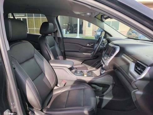 Used 2020 GMC Acadia SLT AWD/4WD image 29