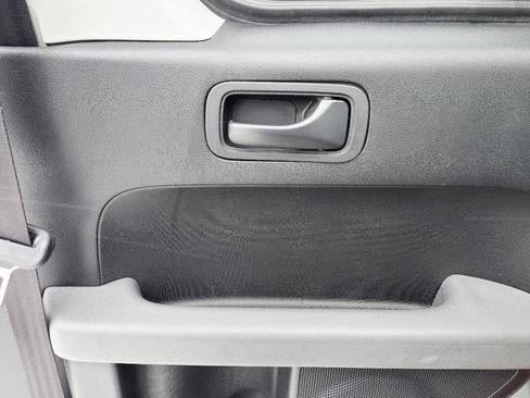 Used 2005 Honda Element EX image 24