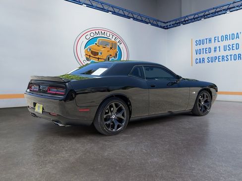 Used 2017 Dodge Challenger R/T w/ Cold Weather Group RWD image 6
