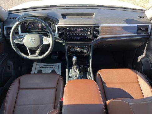 Used 2023 Volkswagen Atlas SE w/ Panoramic Sunroof Package image 26