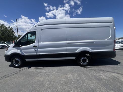 Used 2023 Ford Transit 250 148 High Roof Extended RWD image 4