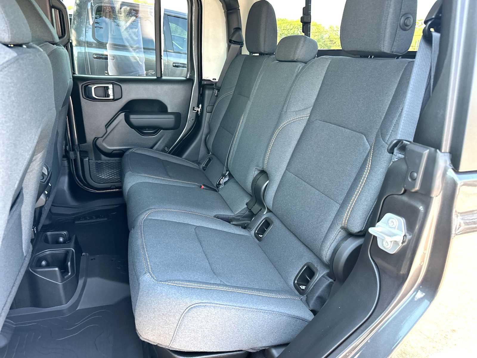 New 2027 Jeep Gladiator Sport AWD/4WD image 23