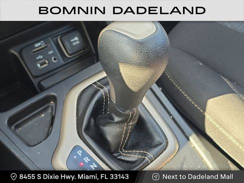 Used 2016 Jeep Cherokee Latitude image 28