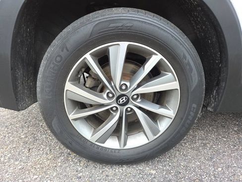 Used 2019 Hyundai Santa Fe AWD image 65