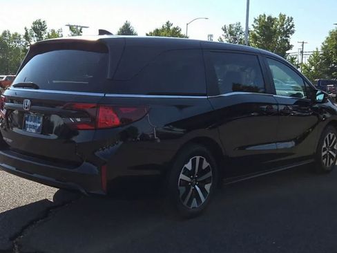 Used 2025 Honda Odyssey EX-L image 8