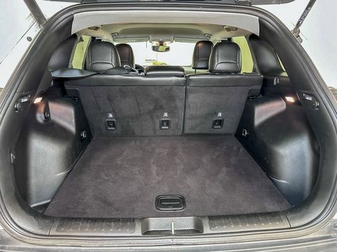 Used 2020 Jeep Cherokee Altitude image 18