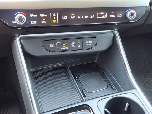 New 2026 Kia Carnival SX Prestige FWD image 19