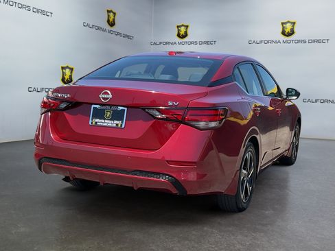 Used 2024 Nissan Sentra SV FWD image 5