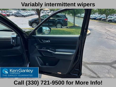 Used 2022 Nissan Pathfinder SV AWD/4WD image 58